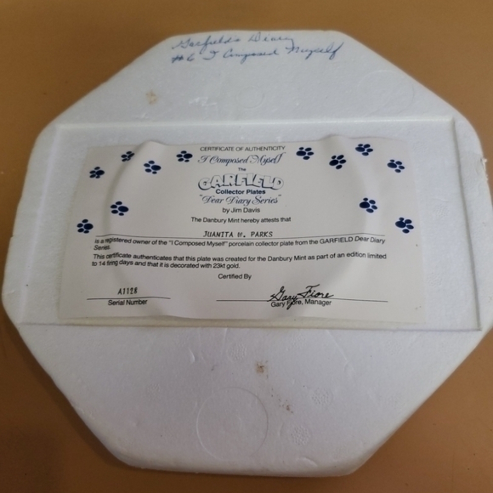 Garfield Collectors Plate
